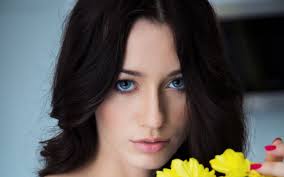 Royal pains and the league. 4582265 Blue Eyes Black Hair Model Zsanett Tormay Painted Nails Women Wallpaper Mocah Hd Wallpapers