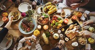 The typical mexican traditions for thanksgiving are whatever one normally does on a jueves in late noviembre, probably go to work and then do whatever one normally does. Most Common Mexican Thanksgiving Traditions