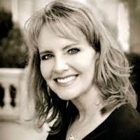 Alison Winsor's Instagram, Twitter & Facebook