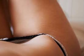 Wie auch immer du dich untenrum pflegen möchtest, es gibt viele verschiedene frisuren für die schamhaare. Richtig Rasieren Im Intimbereich Haarfreie Zone Glamour