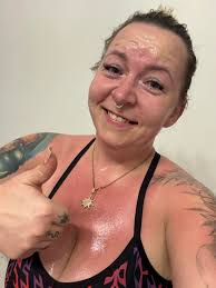 Makijaż z lat XX🤣🤣 filmik jest poniżej😅 Kochani 12.06 Białystok z kim  się widzę?😜 13.06 Augustów 14.06 Zambrów 15.06 Siedlce 19.06 Otwock Mam  nadzieję że się widzimy ♥️  https://www.kupbilecik.pl/szukaj/?q=Stand-up+Mama+Na+Obrotach