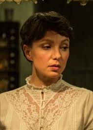 Schauspielerin julia koschitz empfindet filme mit botschaft als eine wunderbare möglichkeit, haltungen rüberzubringen. Julia Koschitz Film Rezensionen De