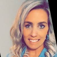 Jennifer Bogie's Instagram, Twitter & Facebook