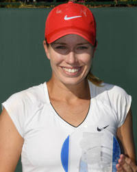 Danielle rose collins (saint petersburg, 13 december 1993) is een tennisspeelster uit de verenigde staten van amerika. Danielle Collins