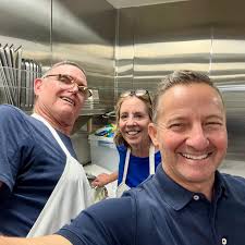 🦃⭐️ MASSBADGE COMMUNITY THANKSGIVING DINNER ⭐️🦃 @mayorkeefe and the crew  had a blast preparing an early Thanksgiving dinner for hundreds of Revere  residents this evening. The team served more than 120 turkeys,
