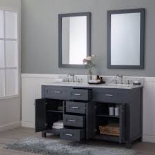 Aldığımız banyo üst dolabının ışık anahtarı bozuk çıktı ve halen elimize yenisi alırken neme suya dayanıklı hidroformmu neymiş fakat su değmeyen yeri kabardı alttan. Banyo Dolabi Secerken Dikkat Edilmesi Gerekenler