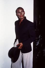 When she was 12 she moved to syracuse, new york, joining her family who had already moved there. Resee Inspiration Grace Jones Grace Jones Fashion Vintage Black Glamour