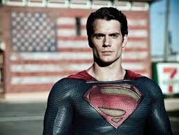 Człowiek ze stali jest najprościej mówiąc przedłużeniem stylu, jaki prezentowany był w trylogii batmana: Superman Man Of Steel 2 Film Zwiastun