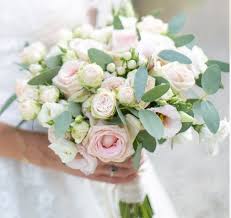 Press your choice of fresh flowers give the mother of the bride a place to carry all those essential items whether she's preparing for her. A Stinky Bride Had To Have A Beautiful Bouquet Wedding Celebrant In France