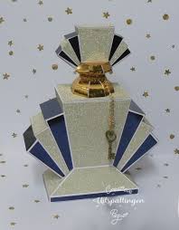 Tattoos selber machen mit theaterschminke. Parfum Creatieve Papier Uitspattingen Onlineshop In 2020 Parfum Geschenkschachteln Shops