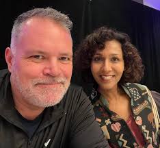 Aaron & Rekha at Metro-Con. ~ michelle (admin)