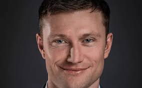 Adrian Swift, Bev McGarvey and Brook Hall are headline speakers at SCREEN  FOREVER