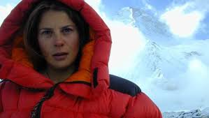 Death on everest was also based on the book into thin air by jon krakauer, a journalist/mountaineer who was caught in the middle of the 1996 mount everest disaster while on assignment for outside magazine. Everest Imax Film Review Impulse Gamer