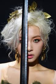 Pin By Jiminxjamie On K A R D Jiwoo Grunge Hair Kpop Girl Groups Korean Beauty