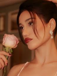 Sara (@girl_made_of_rose_) • Instagram photos and videos