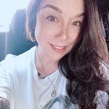 Veronica Belmares's Instagram, Twitter & Facebook