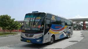 Nah, salah satu armada bus yang menawarkan tarif atau harga tiket relatif. Jadwal Dan Tarif Bus Dari Surabaya Ke Solo
