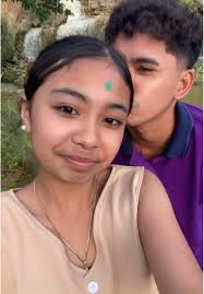 Kissing Moments with John Lloyd and Princess Mae