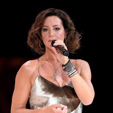 In 1994 sarah was sued by vandrei, claiming his letters to her had been the basis of possession. Sarah Mclachlan