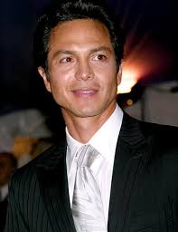 Resultado de imagem para benjamin bratt