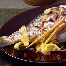 Dorade Royale Poelee A La Citronnelle Et Au Combawa Et Chutney De Poireau Idee Recette Recette Poisson Cuisine