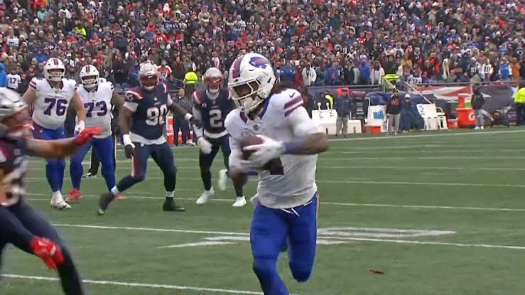 Buffalo Bills Running Back James Cook to hold Youth Football Camp in  Johnson City - Yahoo Sports