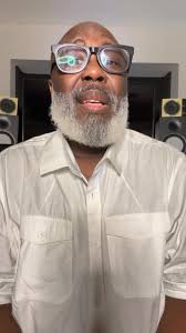 Happy Thursday Everyone!