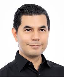 Kenneth Raab's Instagram, Twitter & Facebook