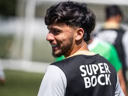 Corinthians anuncia fim das negociações com Biel; saiba o motivo