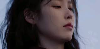 Check this beautiful song video clip by Luna Chang