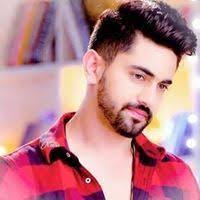 Vicky Prince's Instagram, Twitter & Facebook