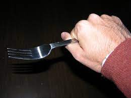 Am I A Total Snob For Being Embarrassed By My Friend S Table Habit Relationship Tablemanners Manners Ask Metafilter