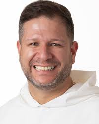 Sergio Serrano's Instagram, Twitter & Facebook