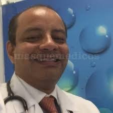 Robin Rada's Instagram, Twitter & Facebook