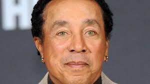 The Hit Parade Www.Estacion71.Com Mr. Smokey Robinson - Motown Legend | Smokey  Robinson, Singer, Soul Music