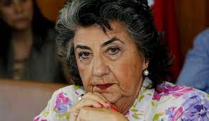 En el 2008 fue electo concejal de puente alto, y en el 2012 comenzó su liderazgo en la alcaldía al obtener cerca de un 55% de los votos. Virgina Reginato Busca Ser Concejal En Vina Del Mar Por El Pacto De Chile Vamos