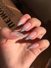 Diseño de uñas cortas para piel morena / diseños con dibujitos para adolescentes. Pin By Larissa Macassi On Krasota In 2020 Vintage Nails Swag Nails Pink Nails