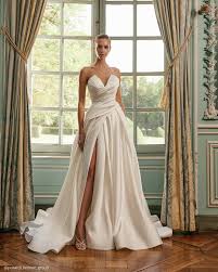 Chiffon A-Line V-Neck Short Sleeves Wedding Dresses Sw577 | Simidress