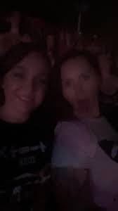 Leighann Maxwell's Instagram, Twitter & Facebook