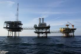 Panoramio Photo Of Resalat R1 Oil Platform Persian Gulf Oil Platform Oil Rig Oilfield