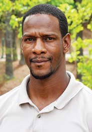 04_18_11 CR_Layout 1