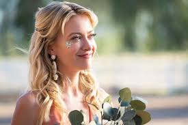 Жаклин обрадорс, дейл дикки, кристин милиоти и др. Meredith Hagner Talks Palm Springs Quarantine Life Solzy At The Movies