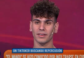 Mora y La Tora se burlaron de Agustín a sus espaldas y en las redes fueron  lapidarios con ambas participantes