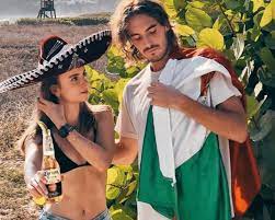 Tsitsipas says his grandmother died just before french final Stefanos Tsitsipas Posts Funny Picture With Girlfriend In Bikini In Acapulco Zverev Next In The Final Tennis Tonic News Predictions H2h Live Scores Stats