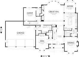 Traditional Style House Plan 5 Beds 4 5 Baths 5279 Sq Ft Plan 48 621 In 2020 Multigenerational House Plans Colonial House Plans House Layout Plans