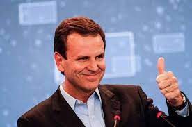 Cristo redentor todo laranja nesse domingo em homenagem aos nossos garis! Eduardo Paes Diz Querer Secretarios Negros Em Pastas Alem De Cultura E Igualdade Racial Em Seu Governo Mundo Negro