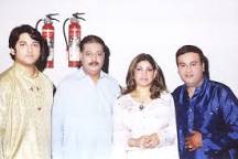 Image of Saira Naseem family