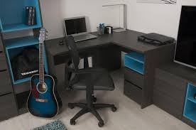 The corner desk has gorgeous antique black and hansen cherry finishes. 30 Best Corner Computer Desks To Maximize Your Space Interiorsherpa