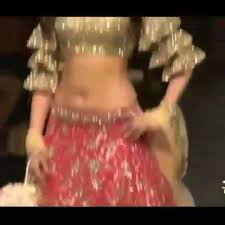 Tamanna bhatia gifs latest saree navel extreme romance from f2 movie Yuptamilan Com Home Facebook