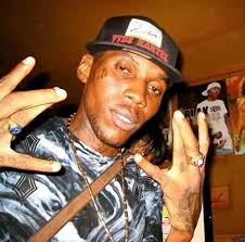 Последние твиты от adidja azim palmer (@vybz_kartel). Vybz Kartel Reveals How He Copes With Prison Life
